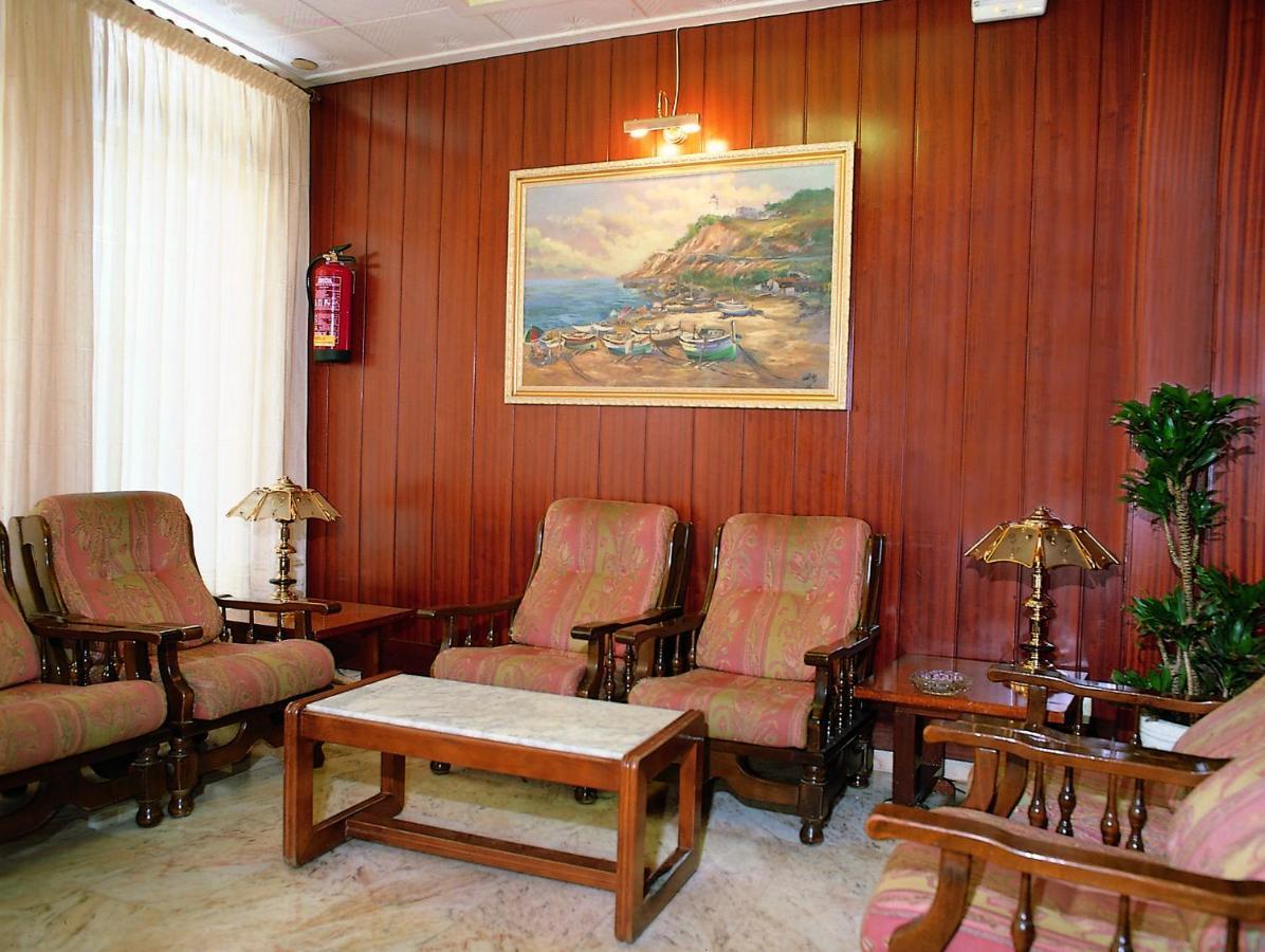 Continental Hotel 2*